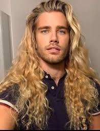 The Best Surfer Hairstyles for Men: A Complete Guide to Beachy Hair image
