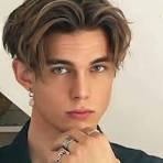 Men's Middle Part: 27 Attractive and Trending Hairstyles image