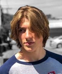 Men's Middle Part: 27 Attractive and Trending Hairstyles image