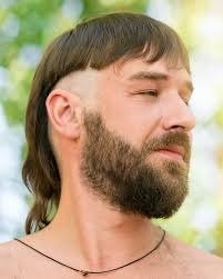 The Mullet Haircut: The Ultimate Guide to Modern and Classic Styles image